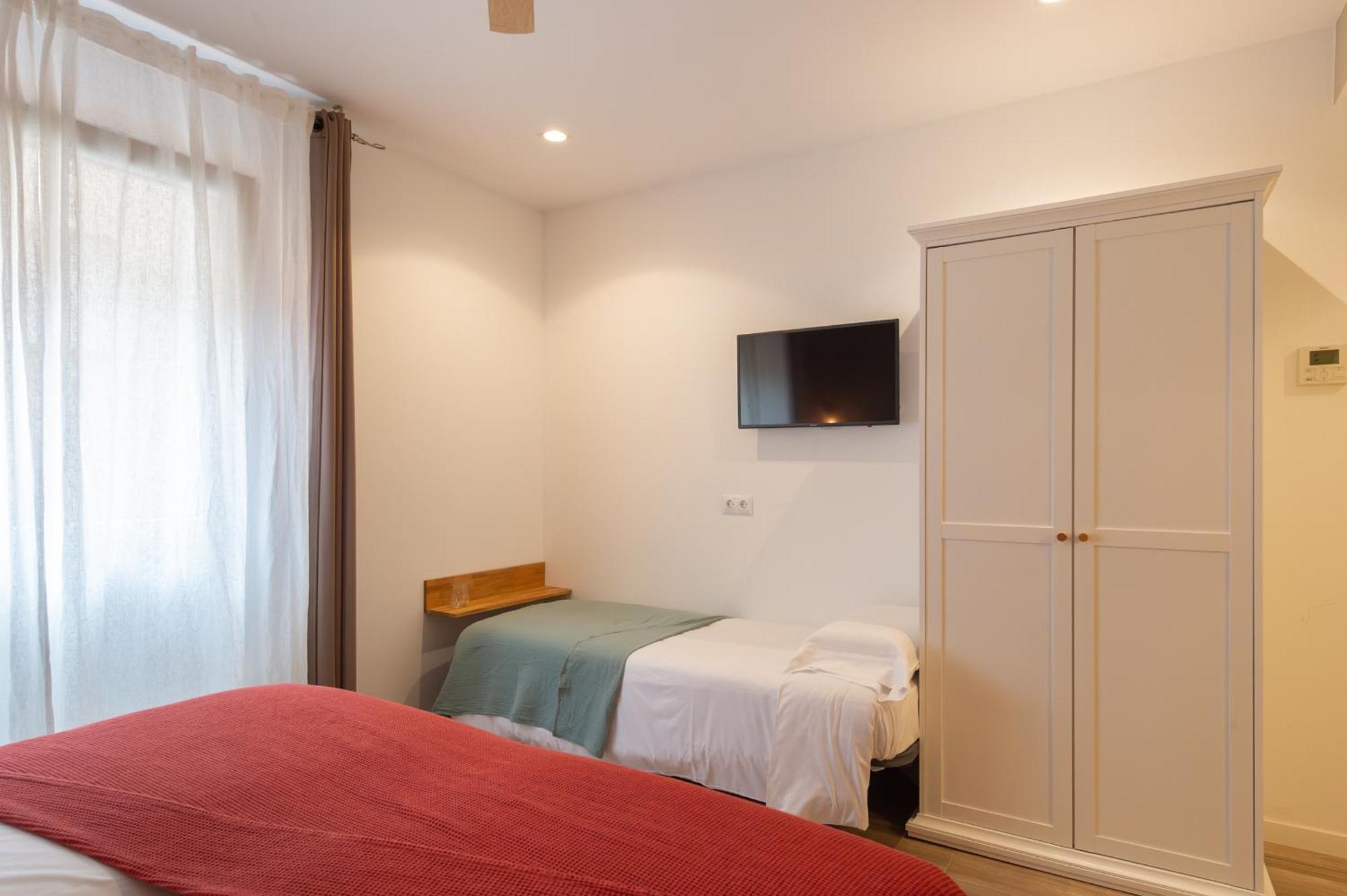 סאן פליו דה גיסולס Hostal Boutique Es Portalet חדר תמונה